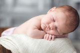 初生婴儿如何护理 新生儿家庭护理注意事项