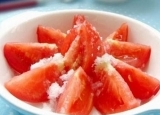 西红柿拌白糖危害大 夏季吃西红柿6禁忌