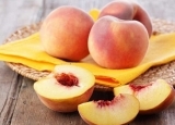 夏季当季水果——桃子  食用桃子注意9点