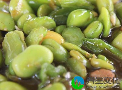 蚕豆的做法是比较多的，蚕豆是这个季节中比较常见的一种食材