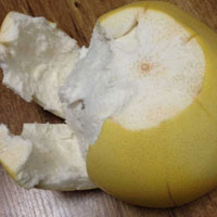 柚子皮的作用 能防虫除臭还能用于烹饪