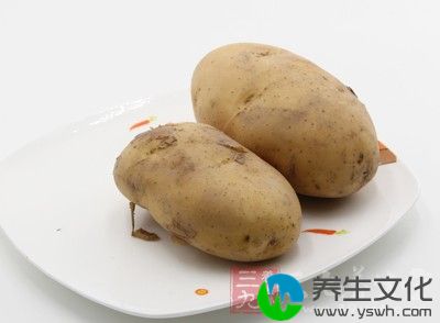 土豆是人们家常菜中极为常见的一道食物