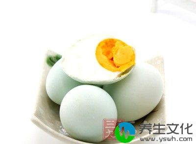 鸭蛋营养丰富，可与鸡蛋媲美