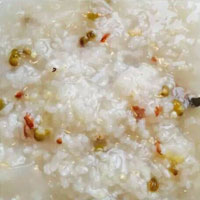 大米粥的热量 大米粥能补脾还易于消化