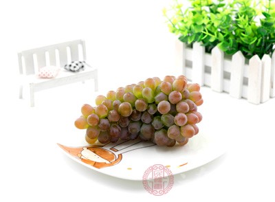 葡萄的功效与作用 葡萄具有缓解低血糖的作用
