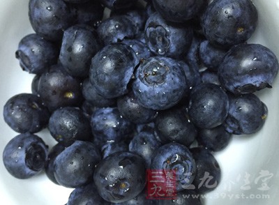 蓝莓的功效 细数蓝莓果的保健功效