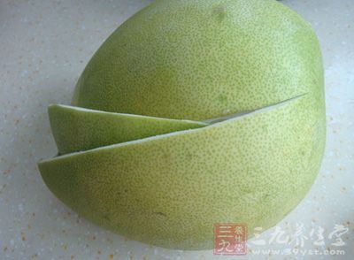 柚子皮的作用 柚子皮的功效及做法