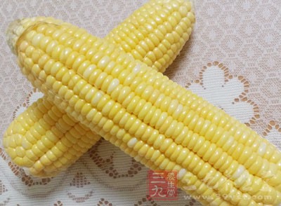 玉米的做法 这样吃玉米更受人欢迎