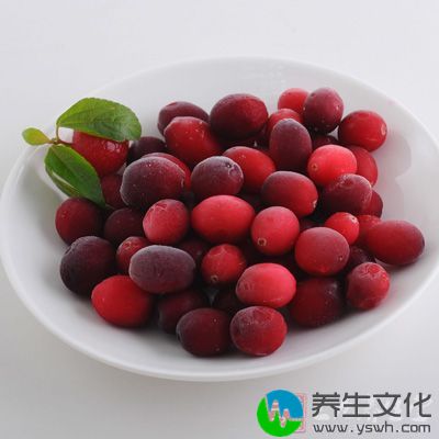 蔓越莓中含黄酮醇苷，可以预防动脉硬化