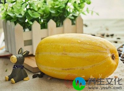 香瓜是一种营养丰富的水果，它含有多种维生素和钠