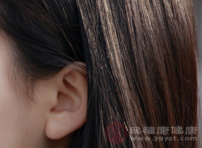 引起耳石症的原因 这种方法治疗耳石症有效