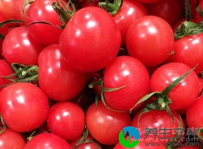 美国糖尿病协会将番茄列入适合糖尿病患者使用的超级食物。番茄富含铁元素、维生素C、E等