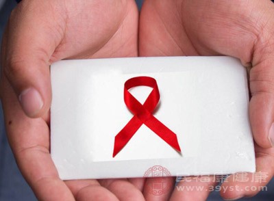 艾滋病能不能治愈 这些偏方治疗艾滋病