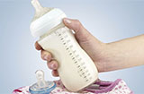 早产儿奶粉吃到多久，怎么转奶？看了就明白了