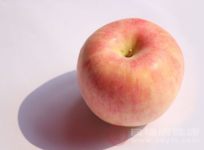 吃苹果的好处 常吃这种水果冠心病不再是问题