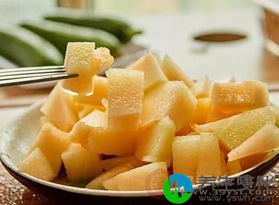 哈密瓜中含有丰富的β-胡萝卜素