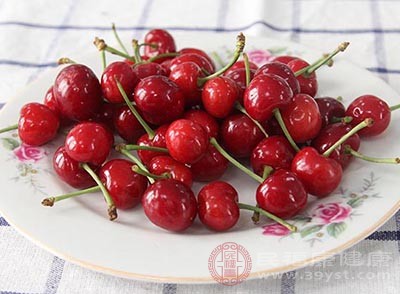 吃樱桃的好处 这种水果能帮助降血压