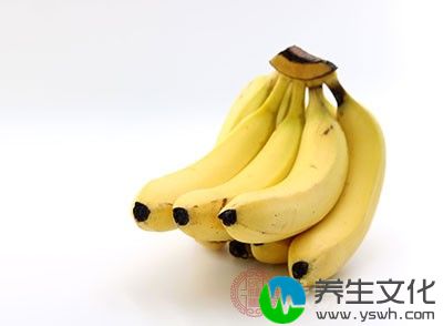 香蕉的热能很低，一个香蕉仅相当于同等重量米饭的一半热能