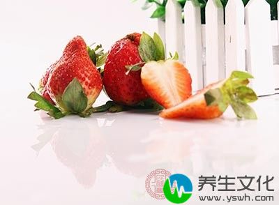 草莓的主要营养元素就是维生素C