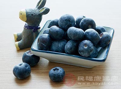 蓝莓的功效 多吃这个食物竟能减小肚腩
