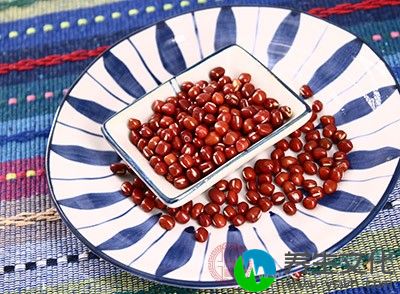 红豆可以用来煮粥吃，具有补气血的作用