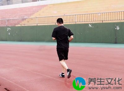 慢跑是一项理想的运动项目