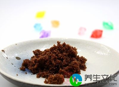 红糖糍粑是用红糖、糯米制作的一道川渝地区传统的小吃