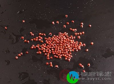 在唐宋时期，就有立秋吃小赤豆的习俗