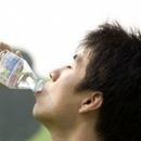 夏天如何正确喝水 小心喝水中毒