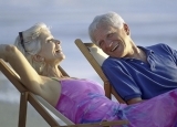 老年人晒太阳能治病  这样晒晒更健康