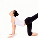 8个办公室瑜伽动作 消除疲劳舒缓肩颈腰背疼痛