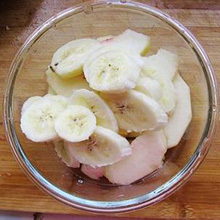 香蕉拌桃