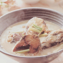 龙骨牡蛎炖鱼汤