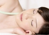 睡前做什么能美容？ 8个妙招教你睡前保养皮肤