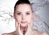 皮肤干燥都是什么原因  7大保湿技巧让皮肤水润