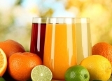 果汁君解说：喝果汁真的能排毒吗？
