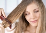 女人爱掉发元凶竟是它！ 吃什么食物能防脱发